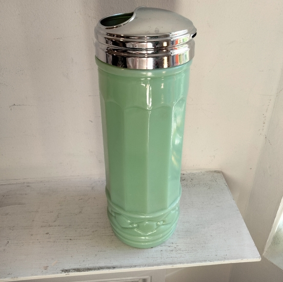 Vintage Accents Vintage Jadeite Straw Holder Vase Poshmark